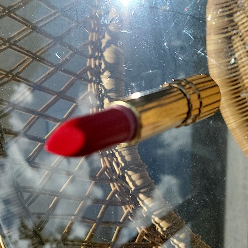 Estee Lauder all day lipstick parallel red - Picture 2 of 4